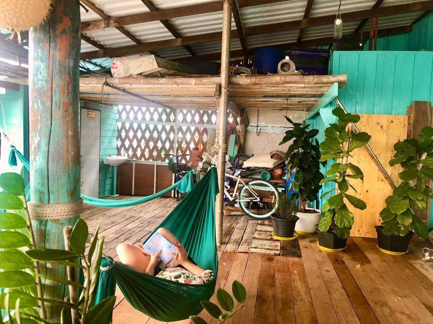 Rub Lom Chom Klong Homestay 春蓬 外观 照片